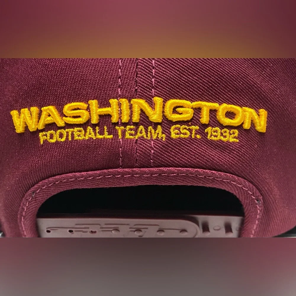 COPY - NEW  MENS PRO STANDARD NFL WASHINGTON FOOTBALL TEAM STACKED LOGO SNAPBACK - Picture 9 of 10
